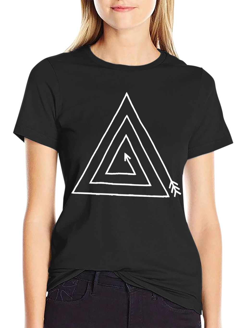 Geometric Arrow Triangle Graphic Tee - Black